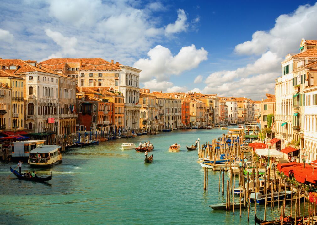 Venerdi: Italy